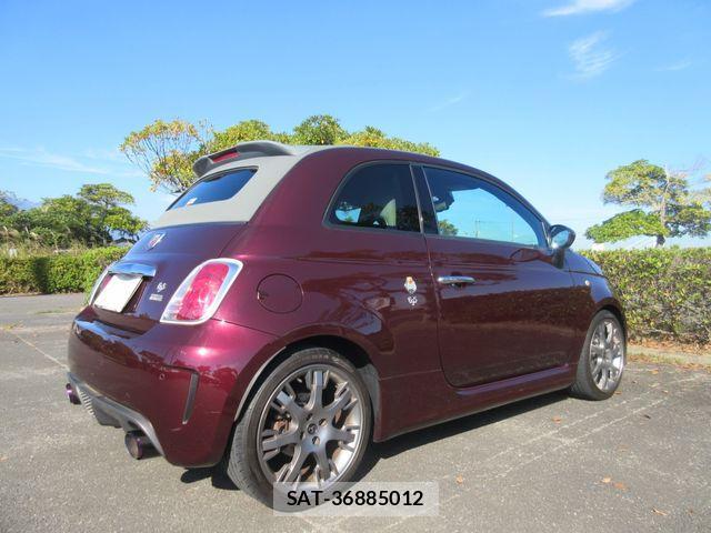 Abarth 695 2013-07 1427371-12