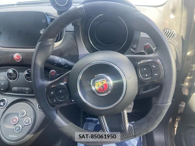 Abarth 695 2023-05 5859058-15