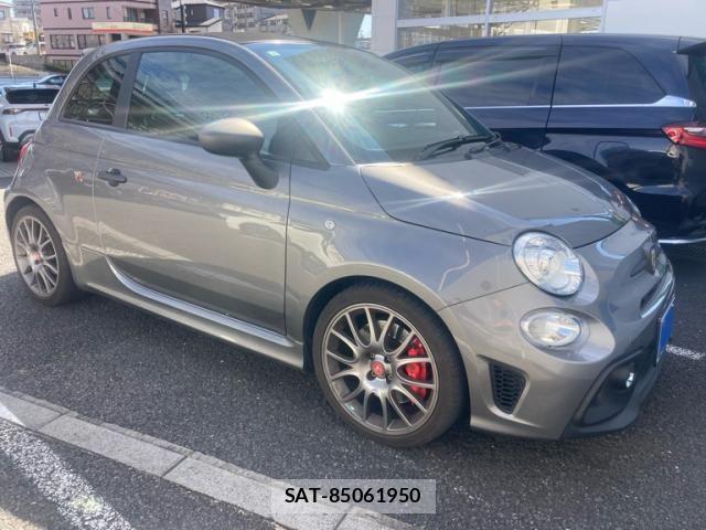 Abarth 695 2023-05 5859058-1