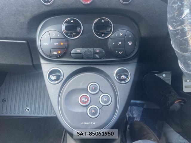 Abarth 695 2023-05 5859058-21