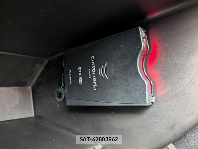 Abarth 695 2025-04 7213885-11