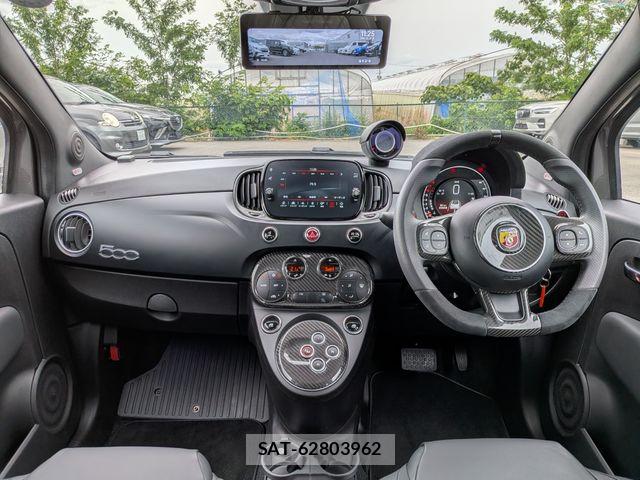 Abarth 695 2025-04 7213885-1