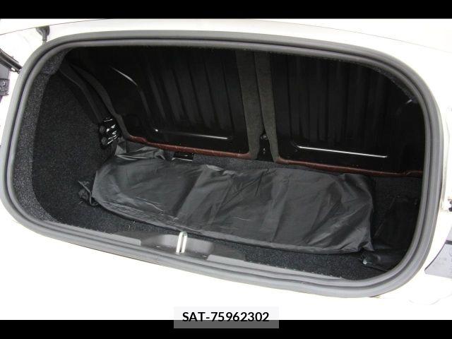 Abarth 695 2023-06 7614610-13
