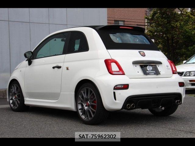Abarth 695 2023-06 7614610-17