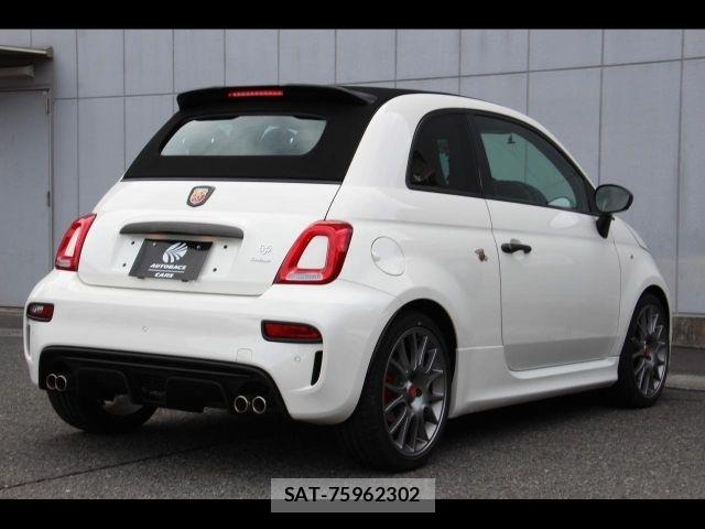 Abarth 695 2023-06 7614610-18