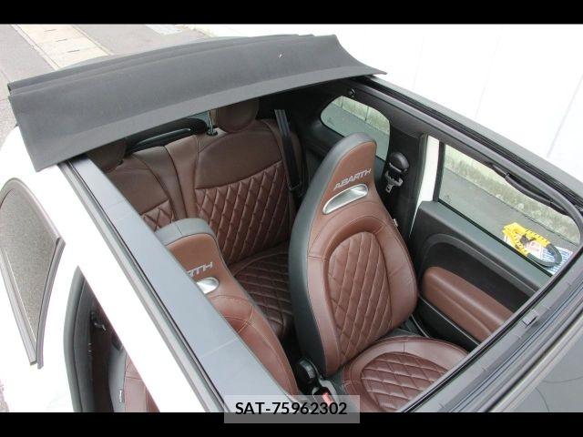 Abarth 695 2023-06 7614610-19