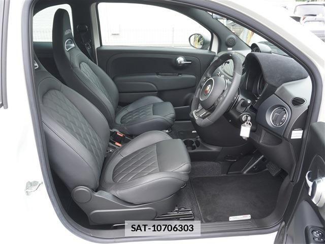 Abarth 695 2025-01 7719852-12