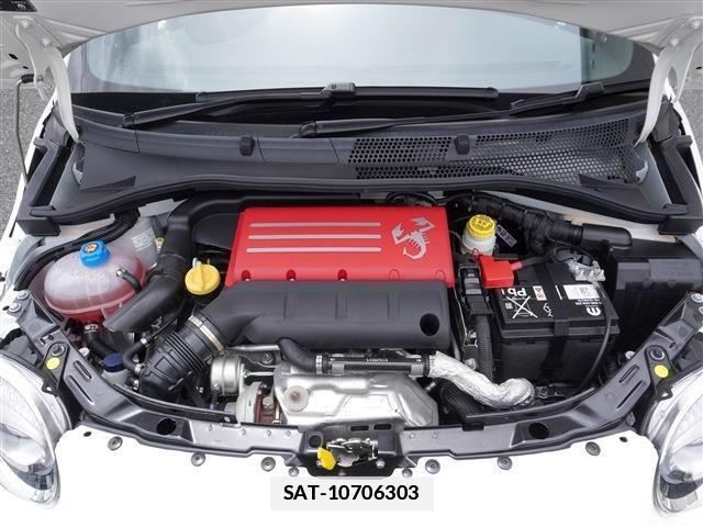 Abarth 695 2025-01 7719852-21