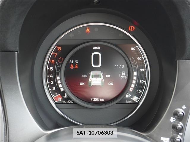 Abarth 695 2025-01 7719852-4