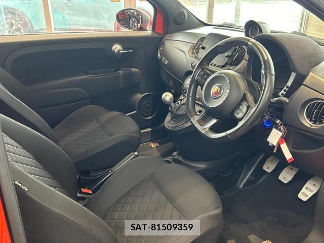 Abarth 595 2024-04 7249622-11
