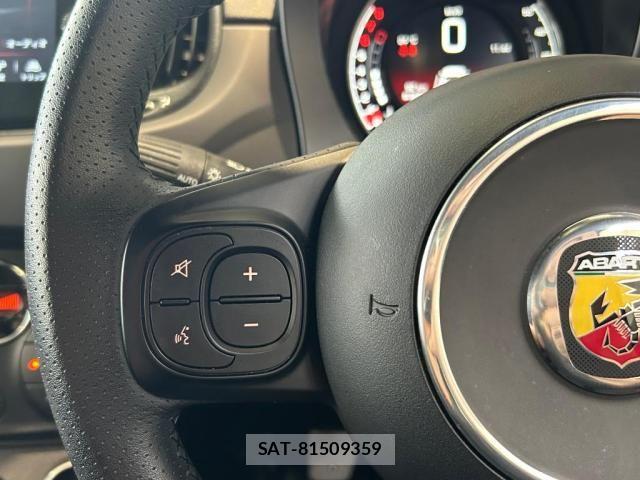 Abarth 595 2024-04 7249622-13