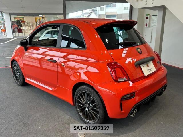 Abarth 595 2024-04 7249622-3