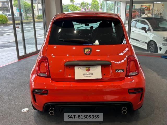 Abarth 595 2024-04 7249622-6
