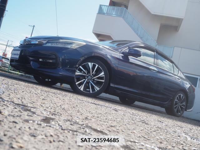 Honda ACCORD HYBRID 2016-10 1307154-21