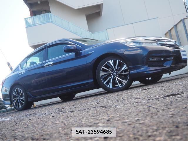 Honda ACCORD HYBRID 2016-10 1307154-25