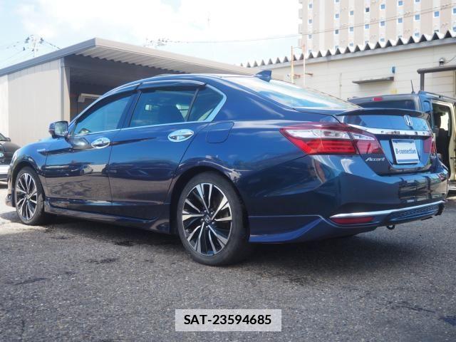 Honda ACCORD HYBRID 2016-10 1307154-29