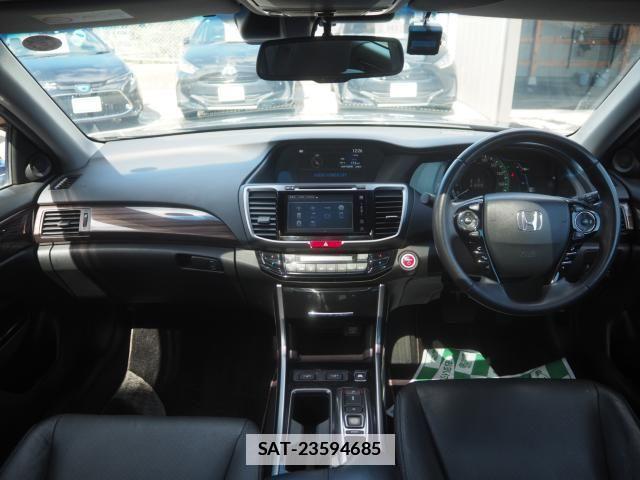 Honda ACCORD HYBRID 2016-10 1307154-5