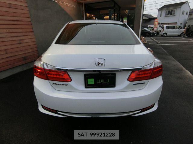 Honda ACCORD HYBRID 2014-12 2113755-1