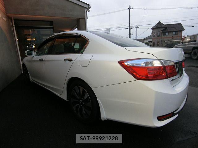 Honda ACCORD HYBRID 2014-12 2113755-6