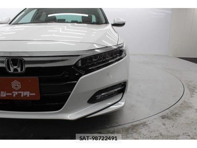 Honda ACCORD HYBRID 2020-04 4369529-13