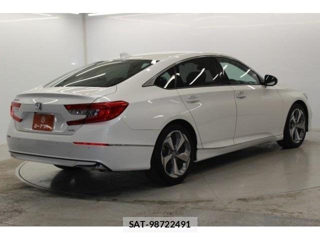 Honda ACCORD HYBRID 2020-04 4369529-4