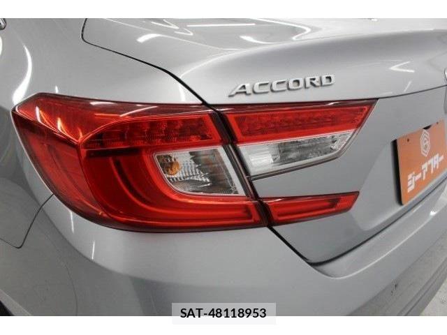Honda ACCORD HYBRID 2020-03 4391394-17