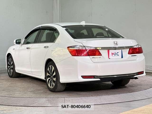 Honda ACCORD HYBRID 2013-11 4585730-9