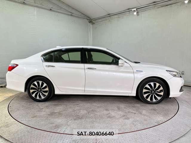 Honda ACCORD HYBRID 2013-11 4585730-6