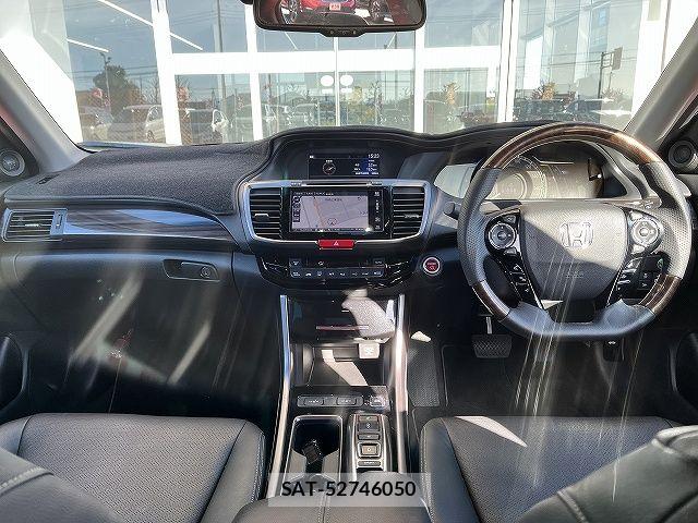 Honda ACCORD HYBRID 2019-08 5859061-1