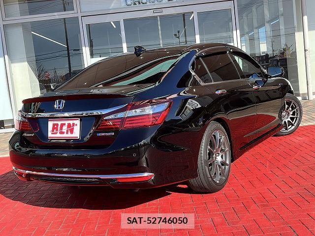 Honda ACCORD HYBRID 2019-08 5859061-2