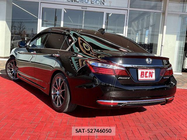 Honda ACCORD HYBRID 2019-08 5859061-8
