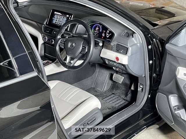 Honda ACCORD HYBRID 2020-09 6241670-13