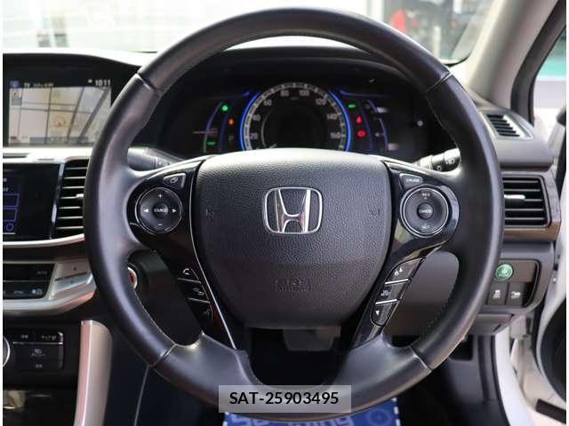Honda ACCORD HYBRID 2013-08 6241674-16