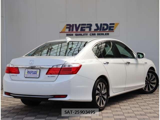 Honda ACCORD HYBRID 2013-08 6241674-5