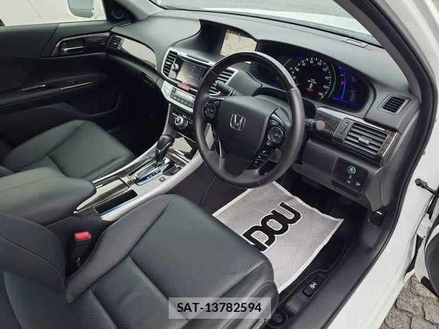 Honda ACCORD HYBRID 2015-04 6271086-10