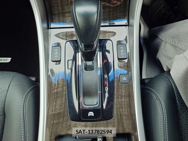 Honda ACCORD HYBRID 2015-04 6271086-18
