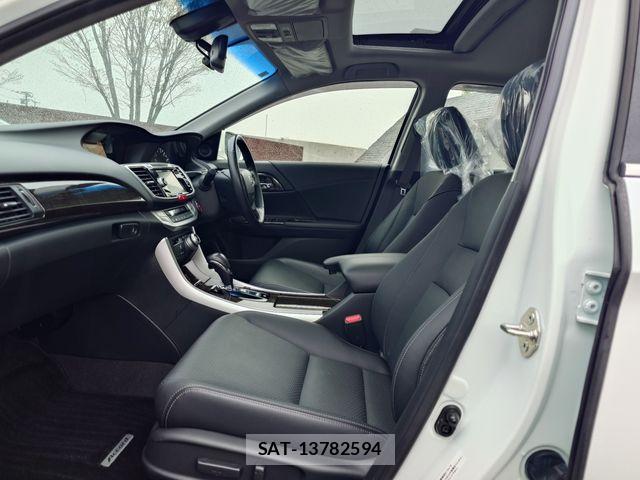 Honda ACCORD HYBRID 2015-04 6271086-21