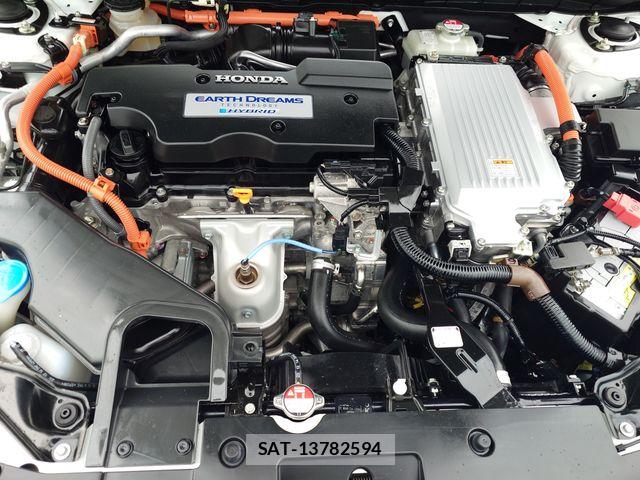 Honda ACCORD HYBRID 2015-04 6271086-24