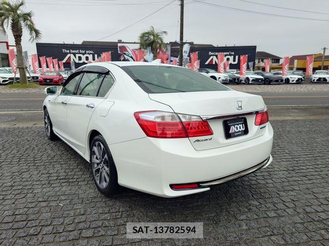 Honda ACCORD HYBRID 2015-04 6271086-2