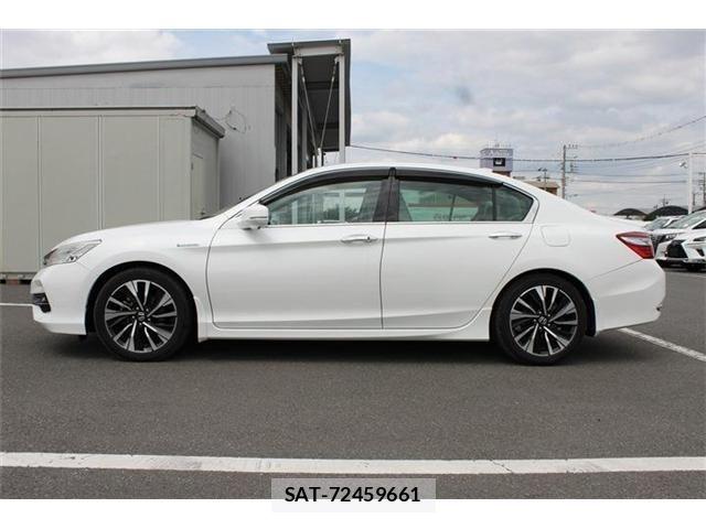 Honda ACCORD HYBRID 2017-05 6610229-12