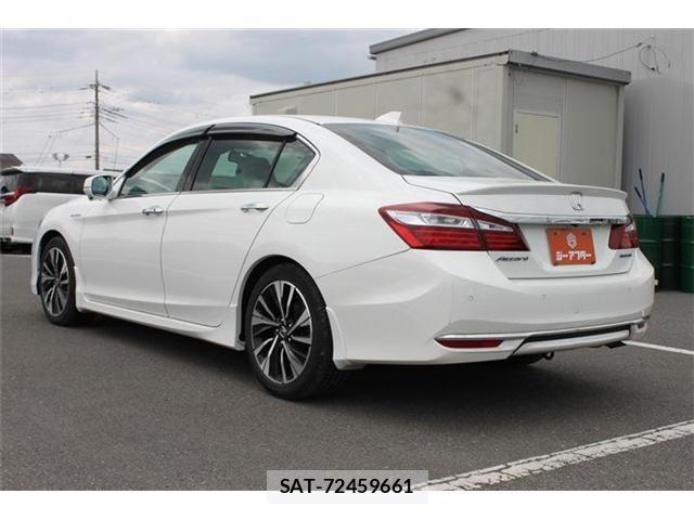 Honda ACCORD HYBRID 2017-05 6610229-13