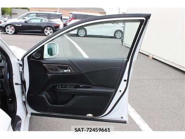 Honda ACCORD HYBRID 2017-05 6610229-27