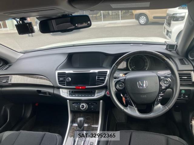 Honda ACCORD HYBRID 2013-09 6610231-10