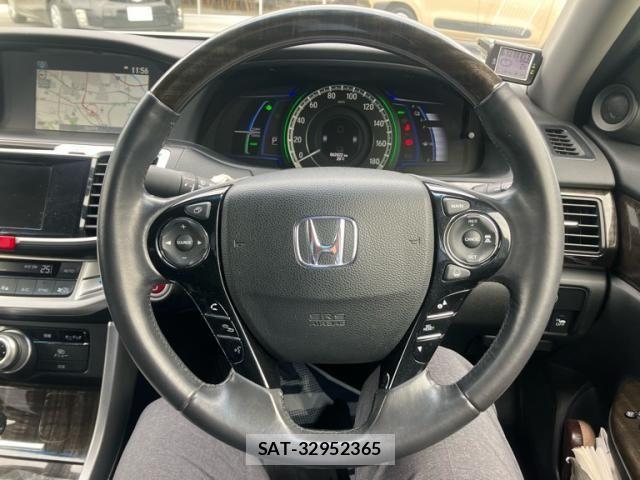 Honda ACCORD HYBRID 2013-09 6610231-12