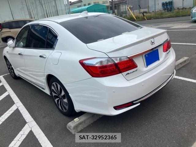 Honda ACCORD HYBRID 2013-09 6610231-4