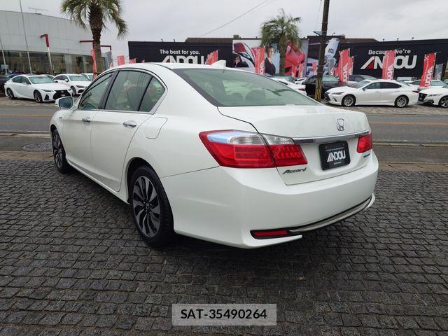 Honda ACCORD HYBRID 2014-11 6674774-2
