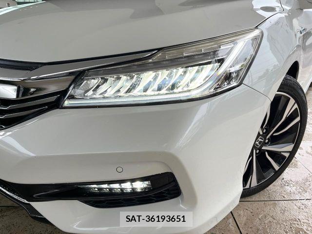 Honda ACCORD HYBRID 2017-03 6674773-11