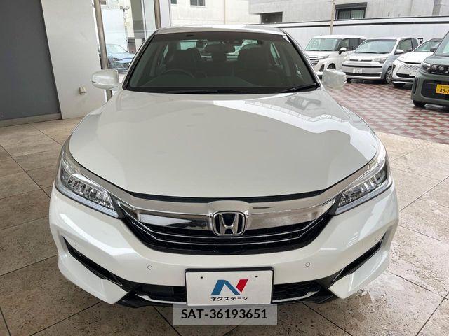 Honda ACCORD HYBRID 2017-03 6674773-13