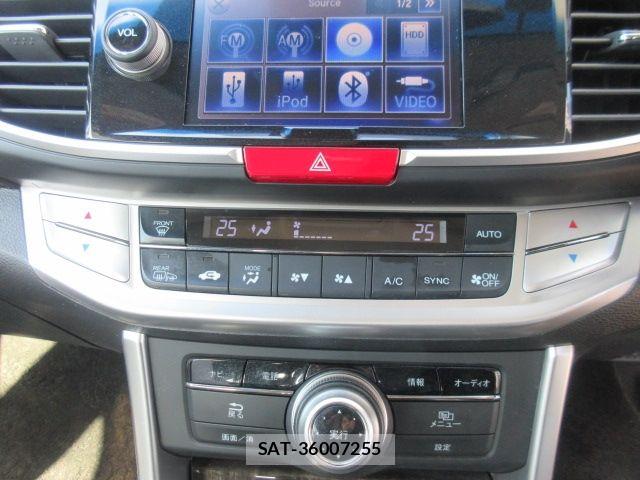 Honda ACCORD HYBRID 2013-10 6715538-15