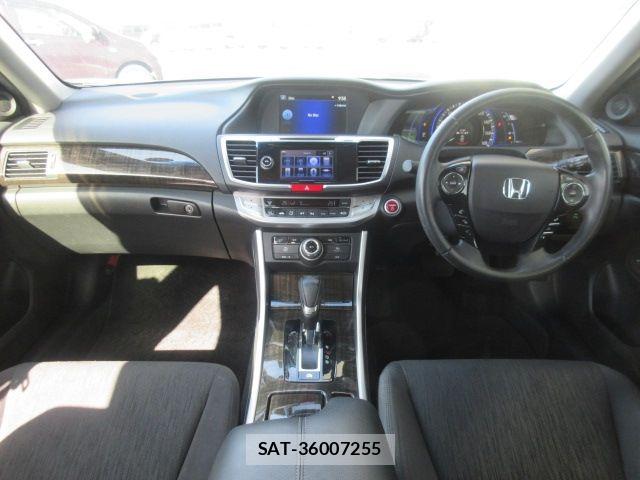 Honda ACCORD HYBRID 2013-10 6715538-1